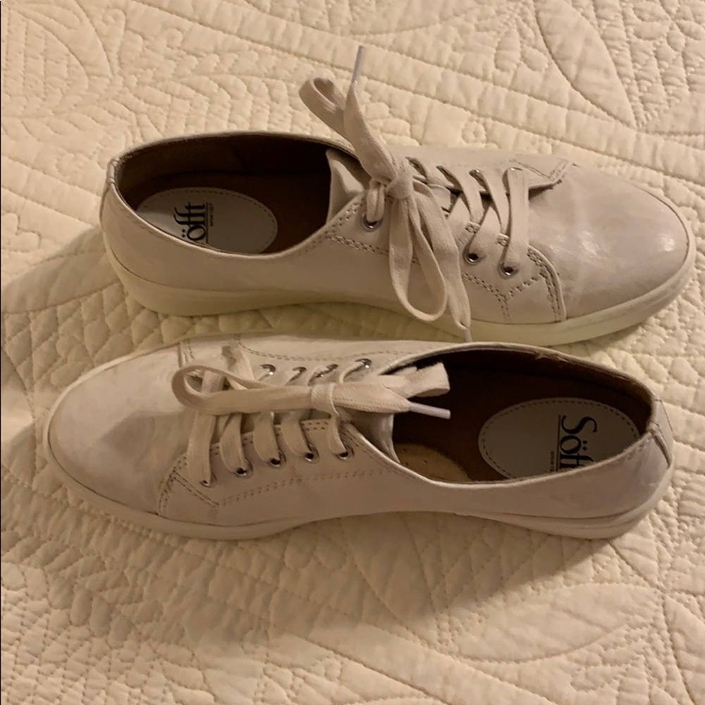 SOFFT Baltazar Cream or Lt Beige 9M Sneakers